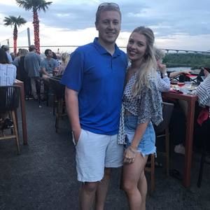 Meet your Posher, Brooke